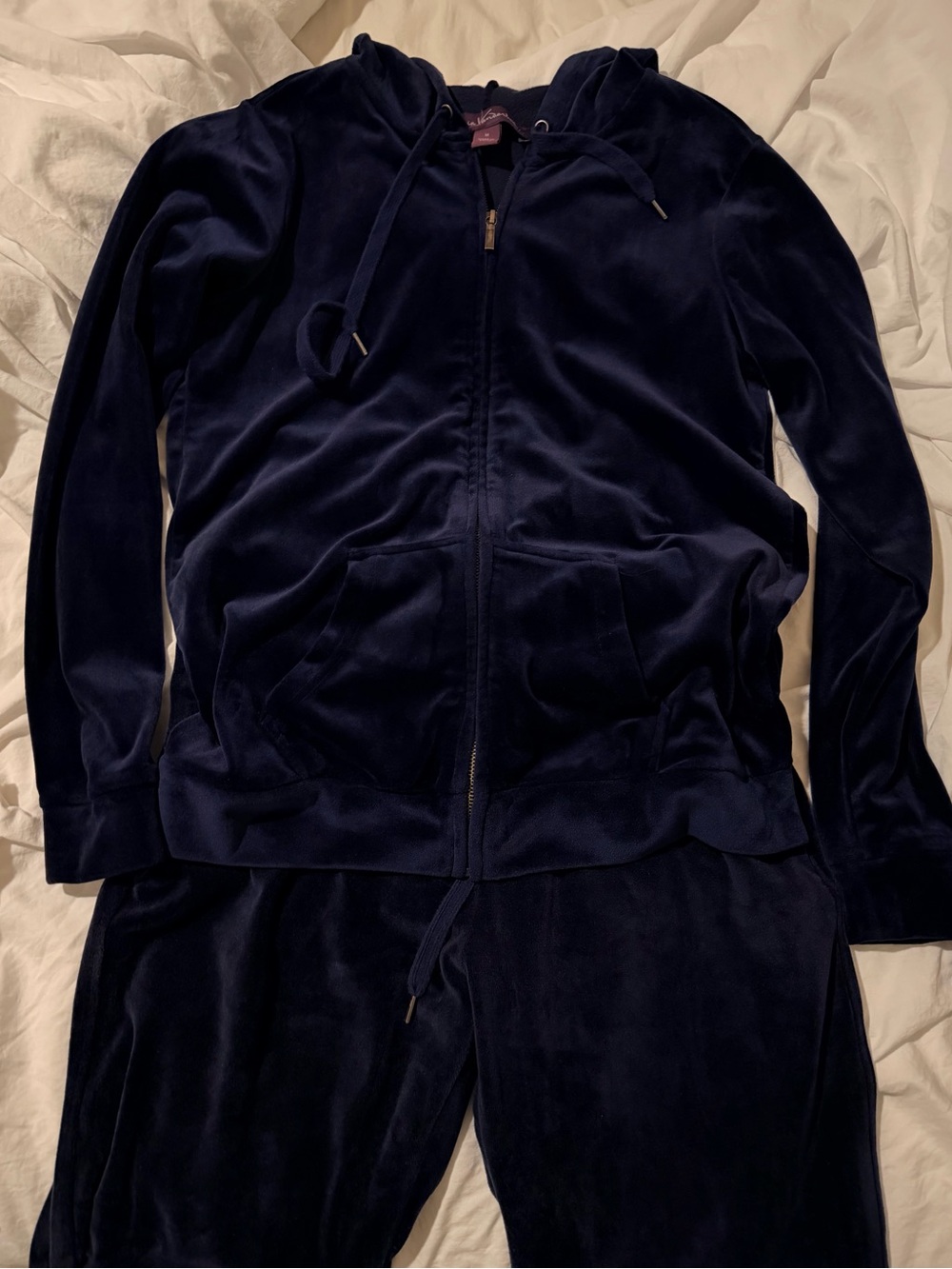 Gloria Vanderbilt Navy Velour Track Jacket & Joggers Set Y2K vibe